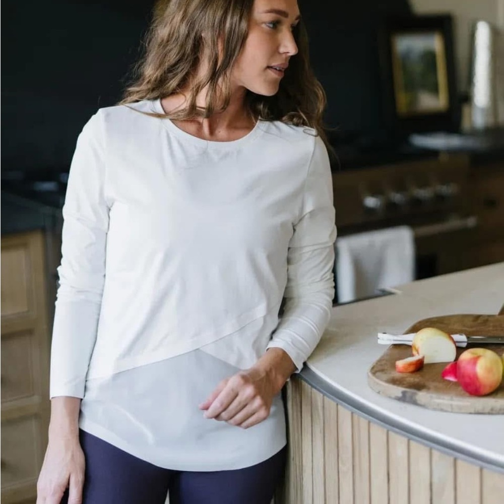 ZYIA White Asymmetrical Long Sleeve Blouse
